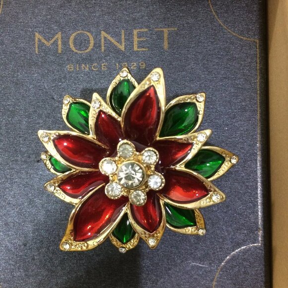 NEW Monet Poinsettia Christmas Pin Brooch NEW in Box 2” Across Gift Box - Picture 1 of 4